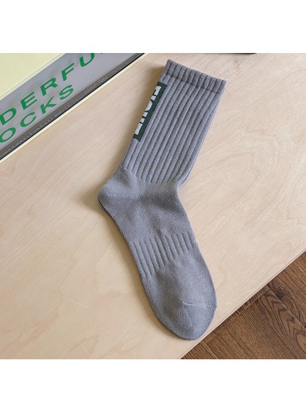 Men Spring Autumn Leisure Sports Letter Mid-Calf Socks