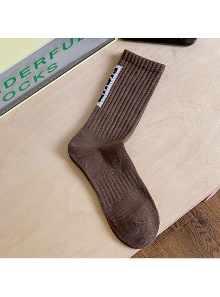 Men Spring Autumn Leisure Sports Letter Mid-Calf Socks