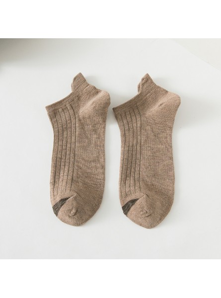 Men Simple Solid Color Shallow Mouth Invisible Boat Socks